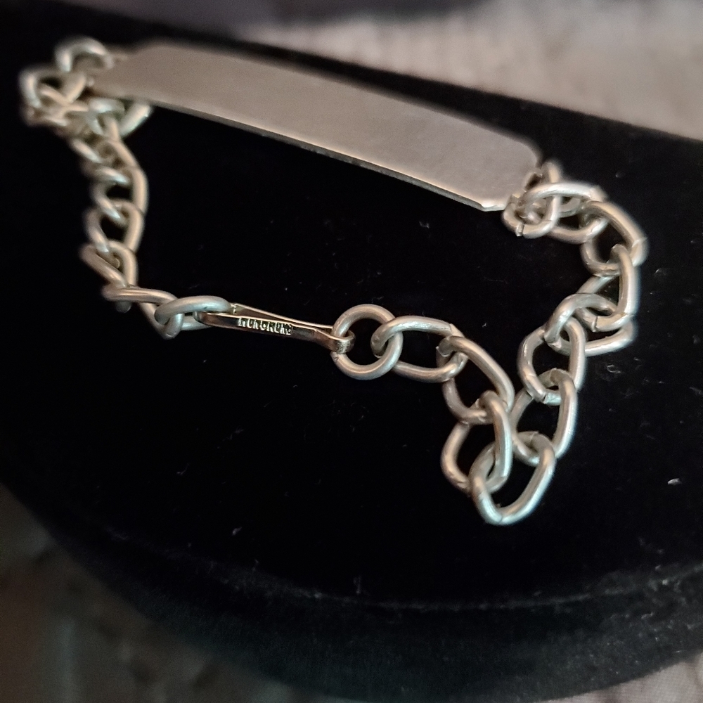 Vintage Lightweight Aluminum Blank ID Bracelet - Picture 6 of 8